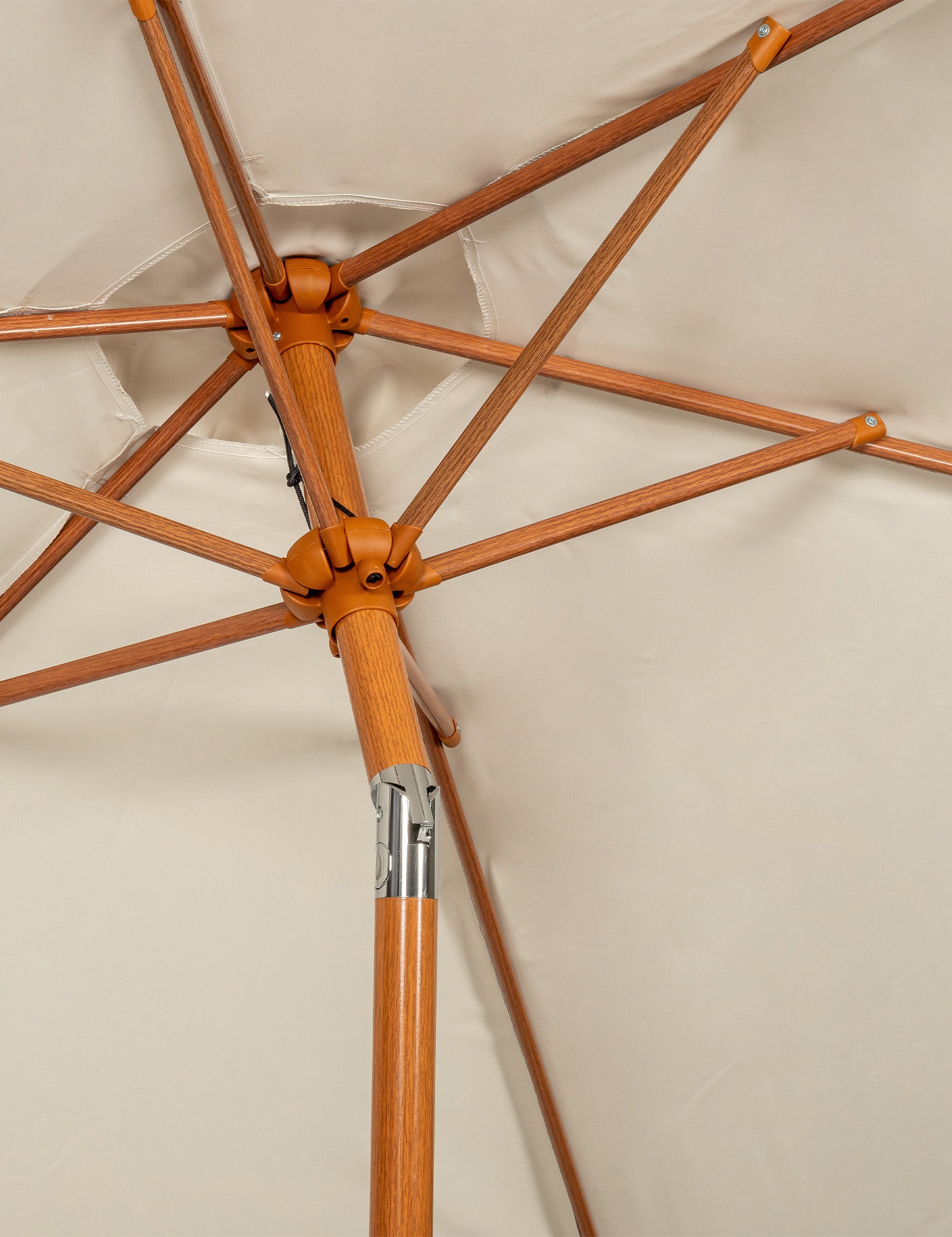 Woodlook Crank and Tilt Parasol - Ivory, 2.5M