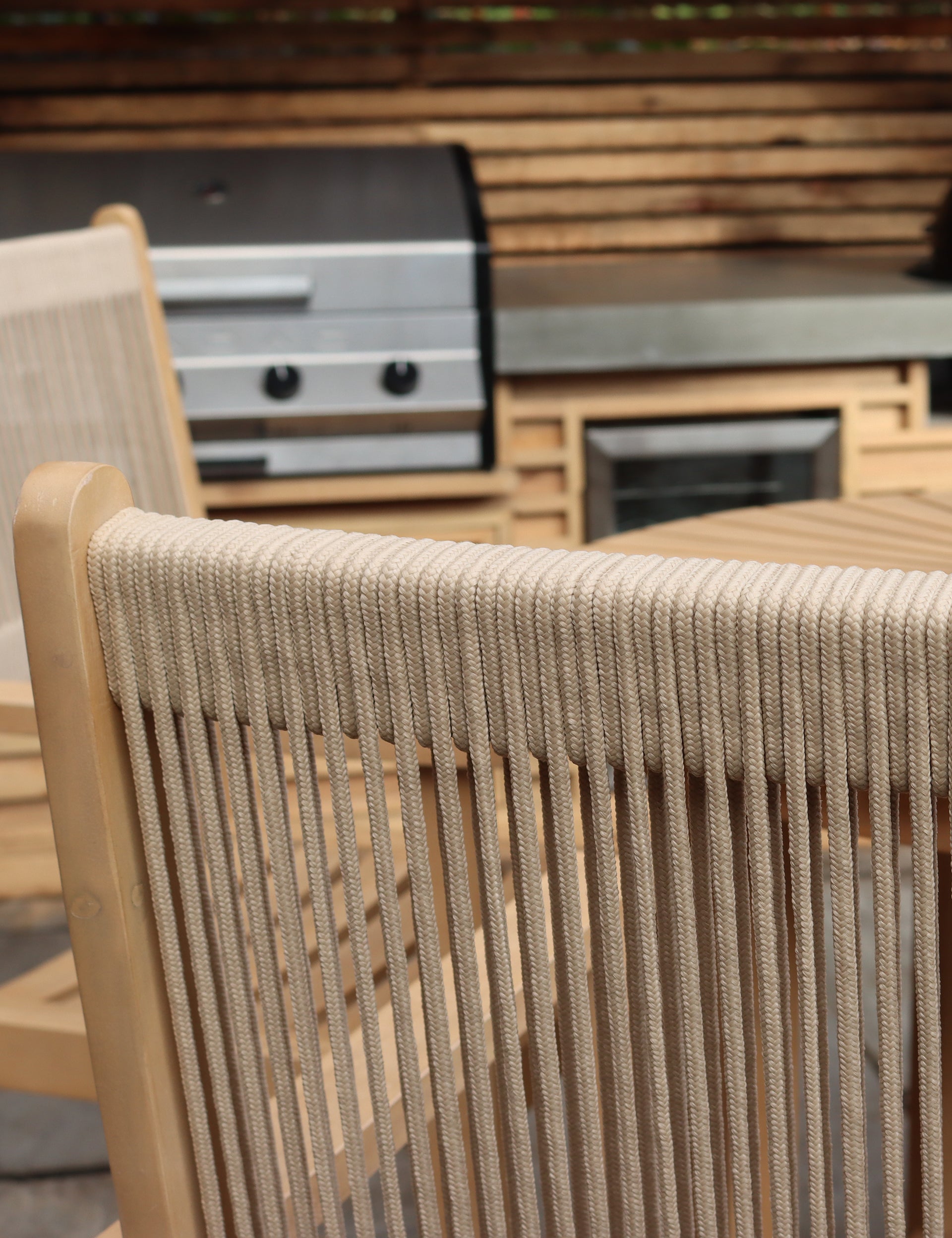 Roma 100cm Round Sunray High Bar Table with 4 Roma Rope Bar Stools