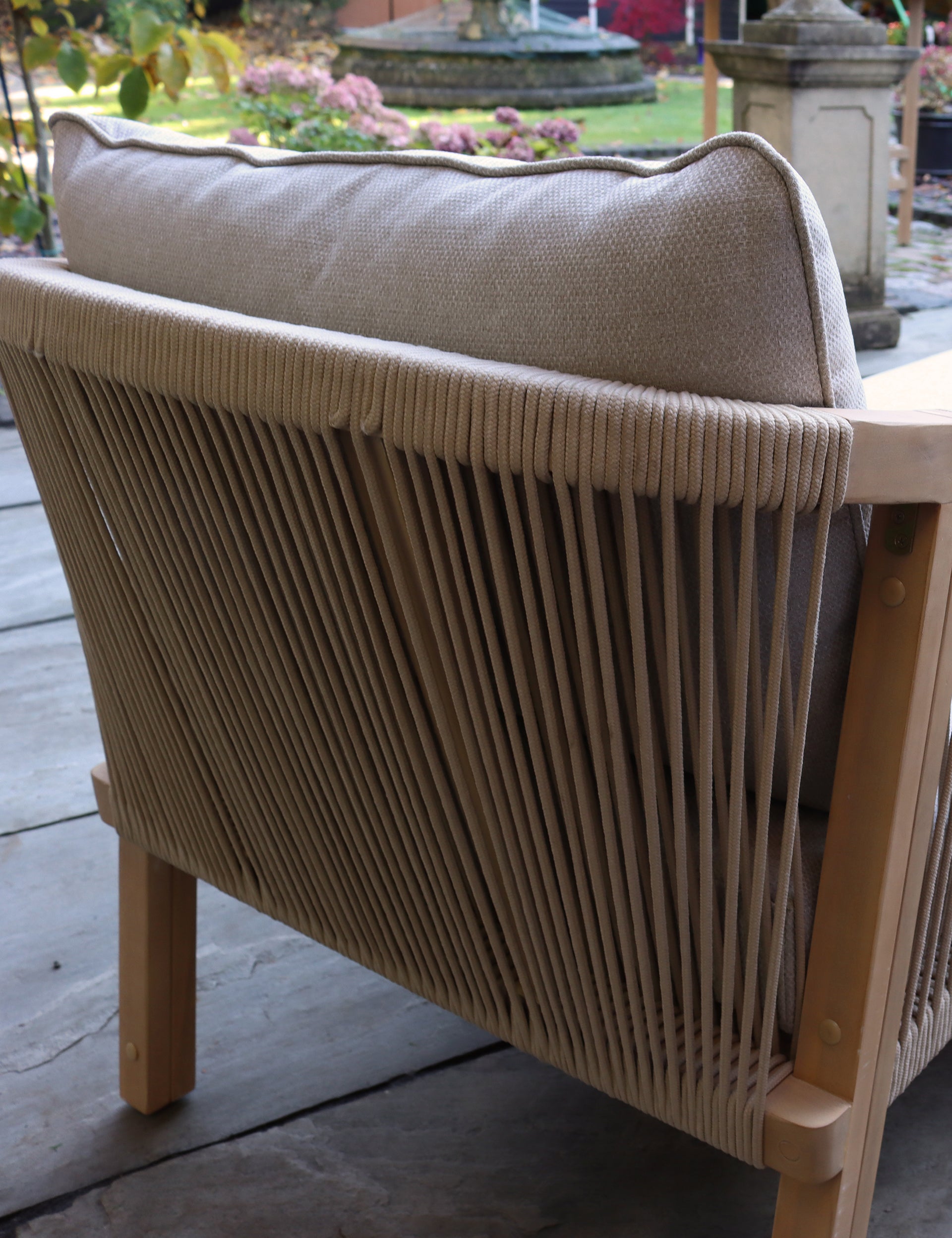 Roma Rope Sun Lounger with Pull-out Side Table