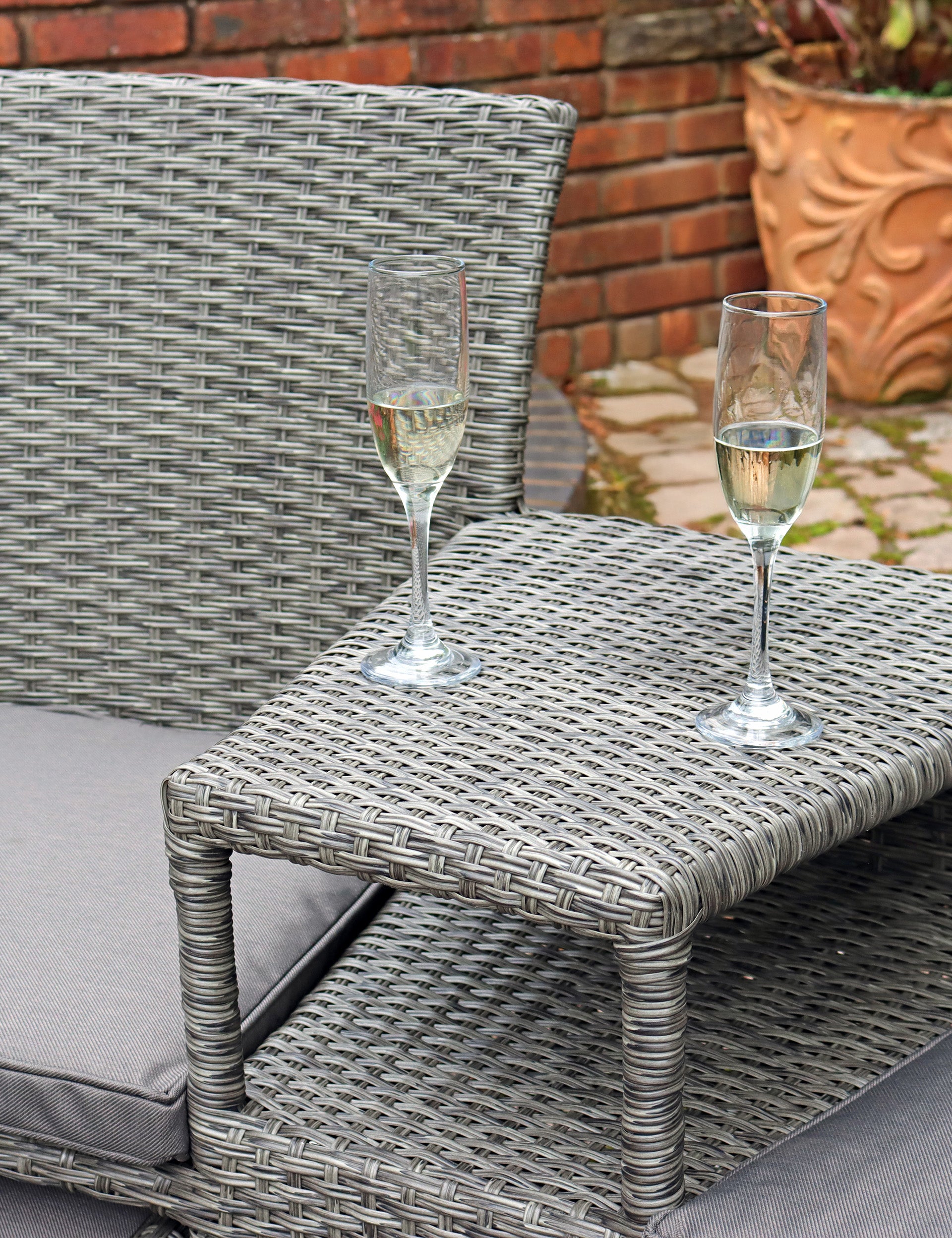 Paris 2 Seater Fixed Companion Set