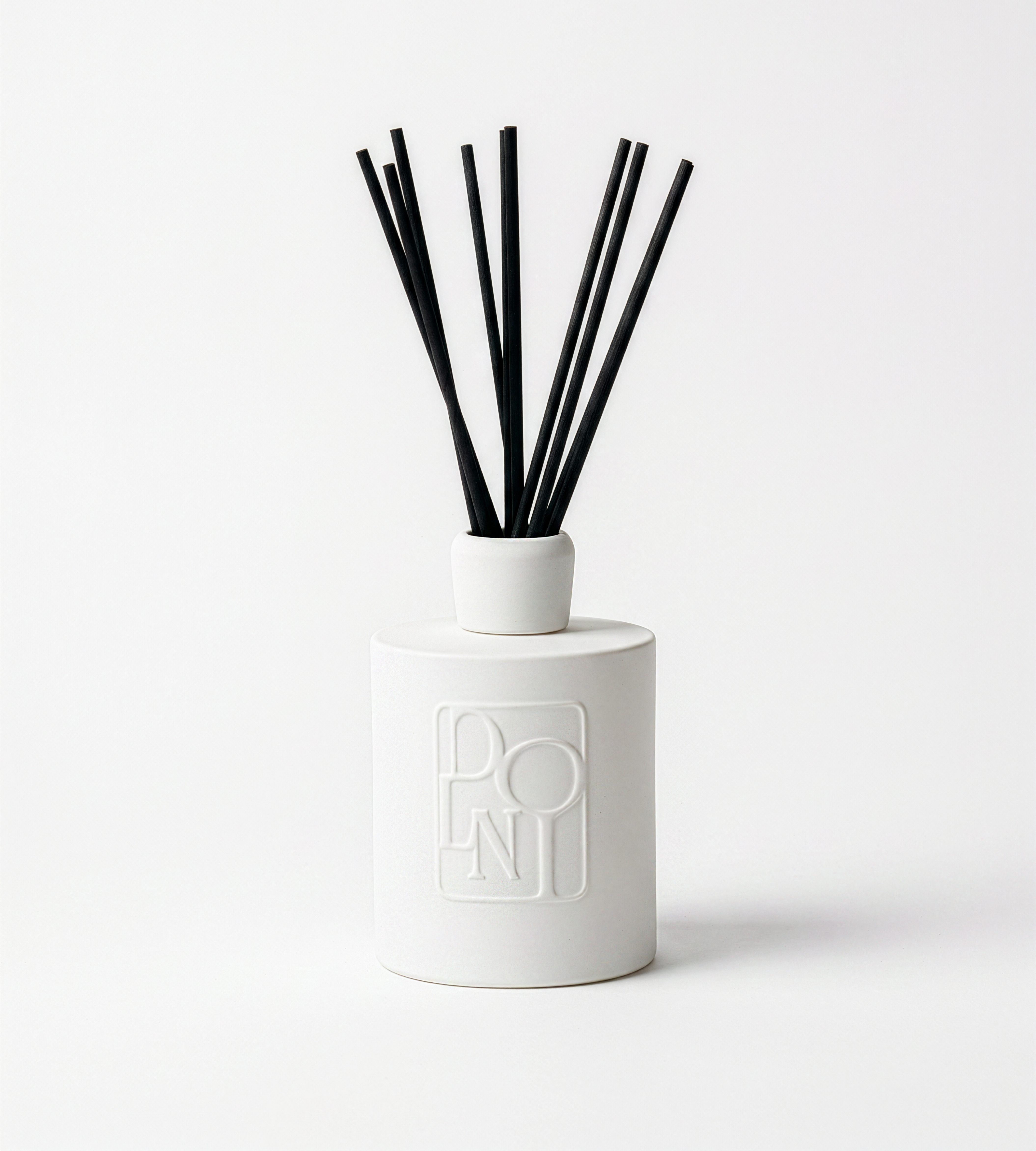 Image of Dolni XL Blackberry Oud Reed Diffuser