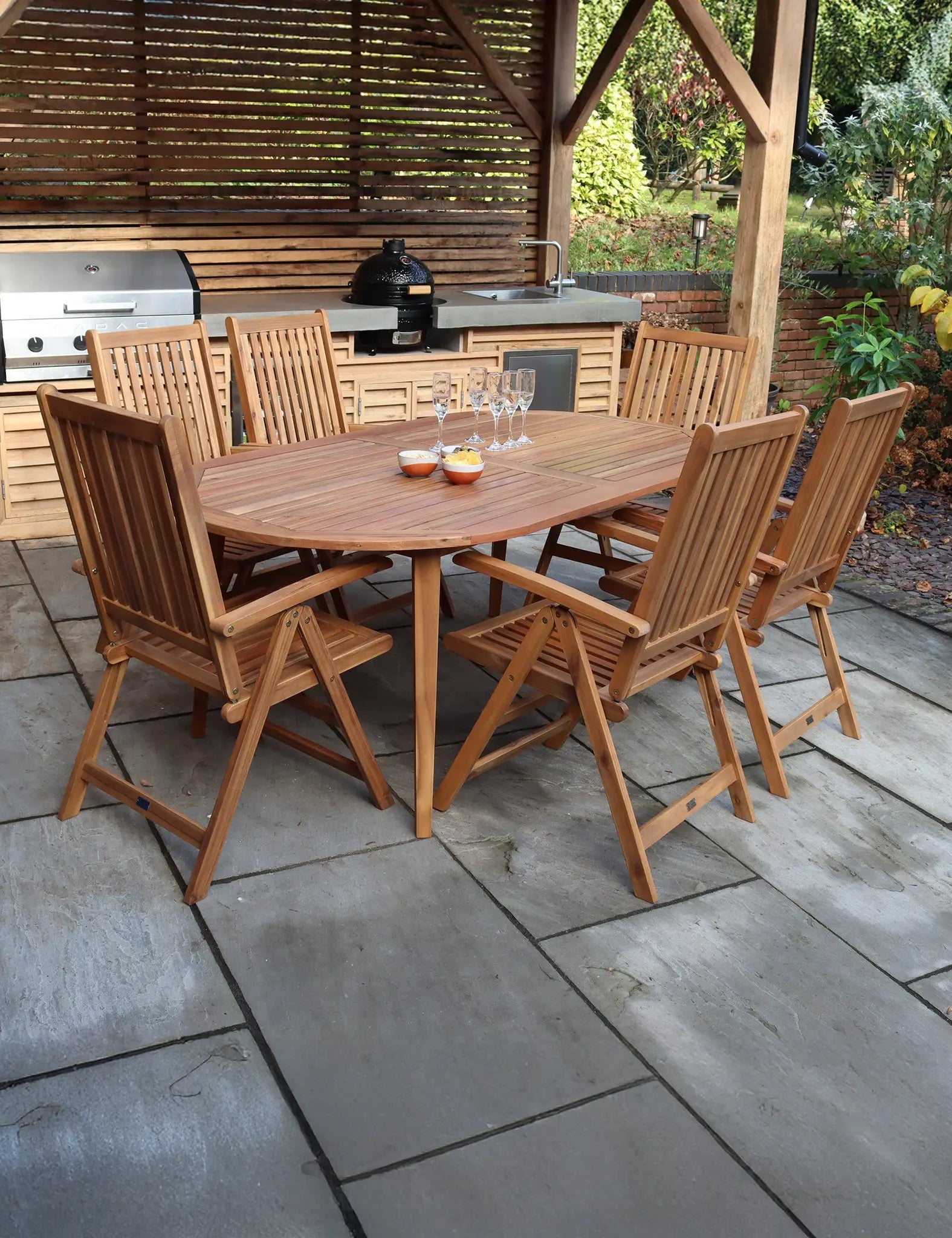 5-seater outdoor sofa set in grey wicker