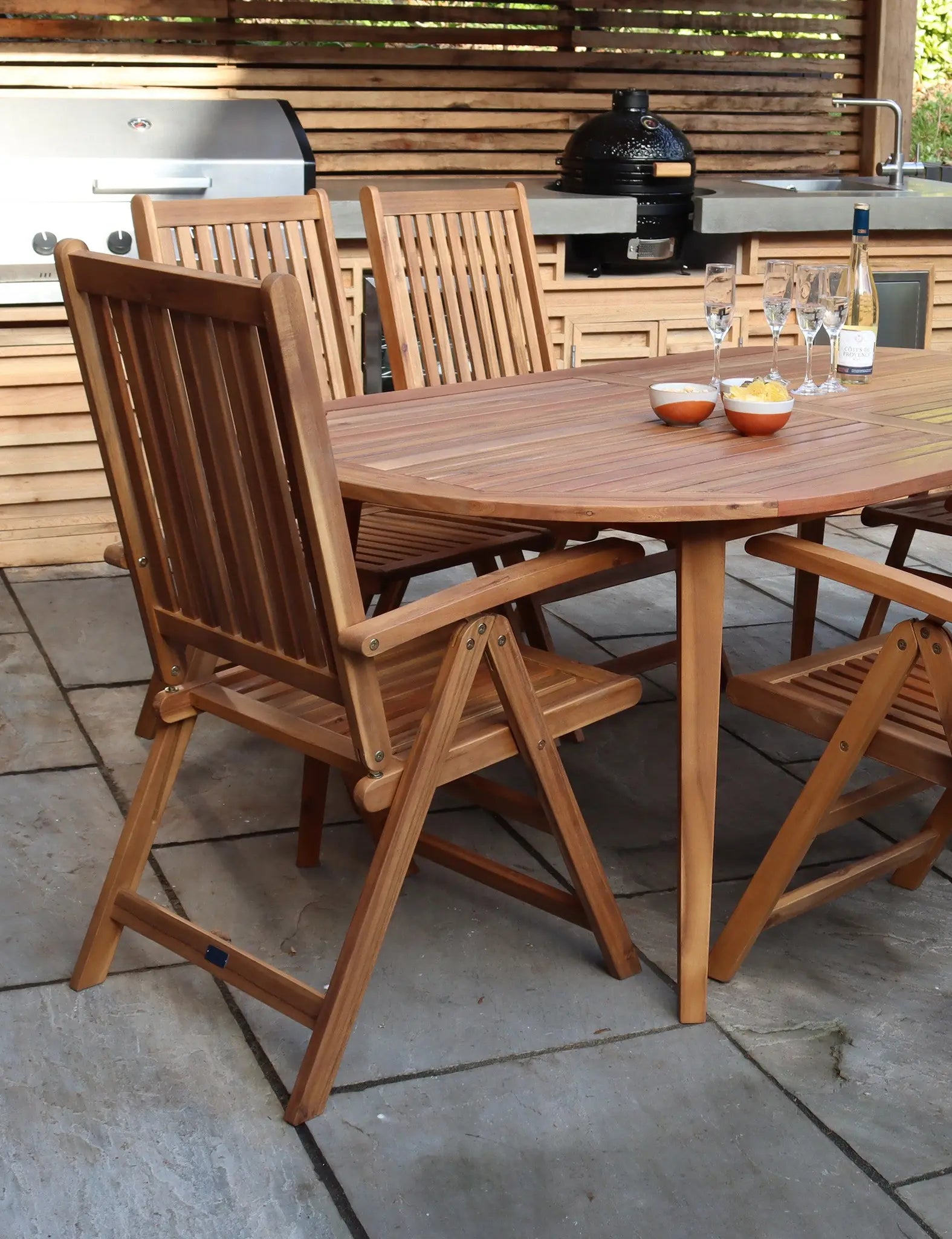 Image of Ellipse 6 Seater Dining Set with Manhattan Recliner Armchairs