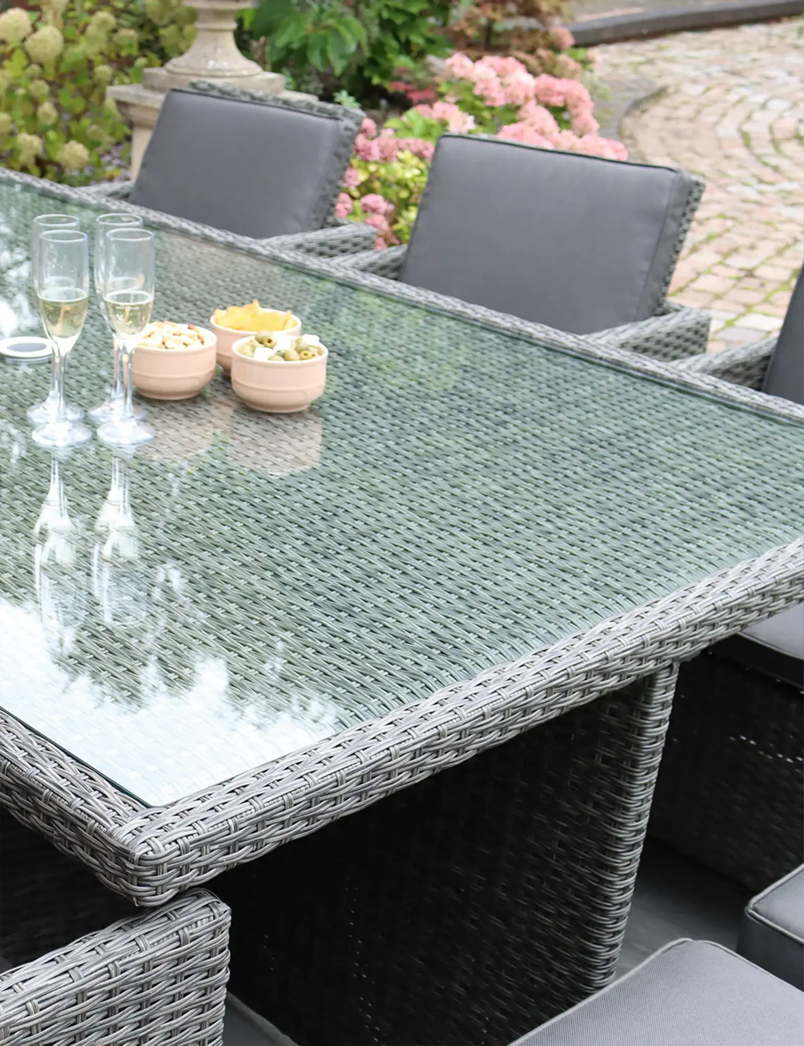 Image of Paris 10 Seater Cube Dining Set