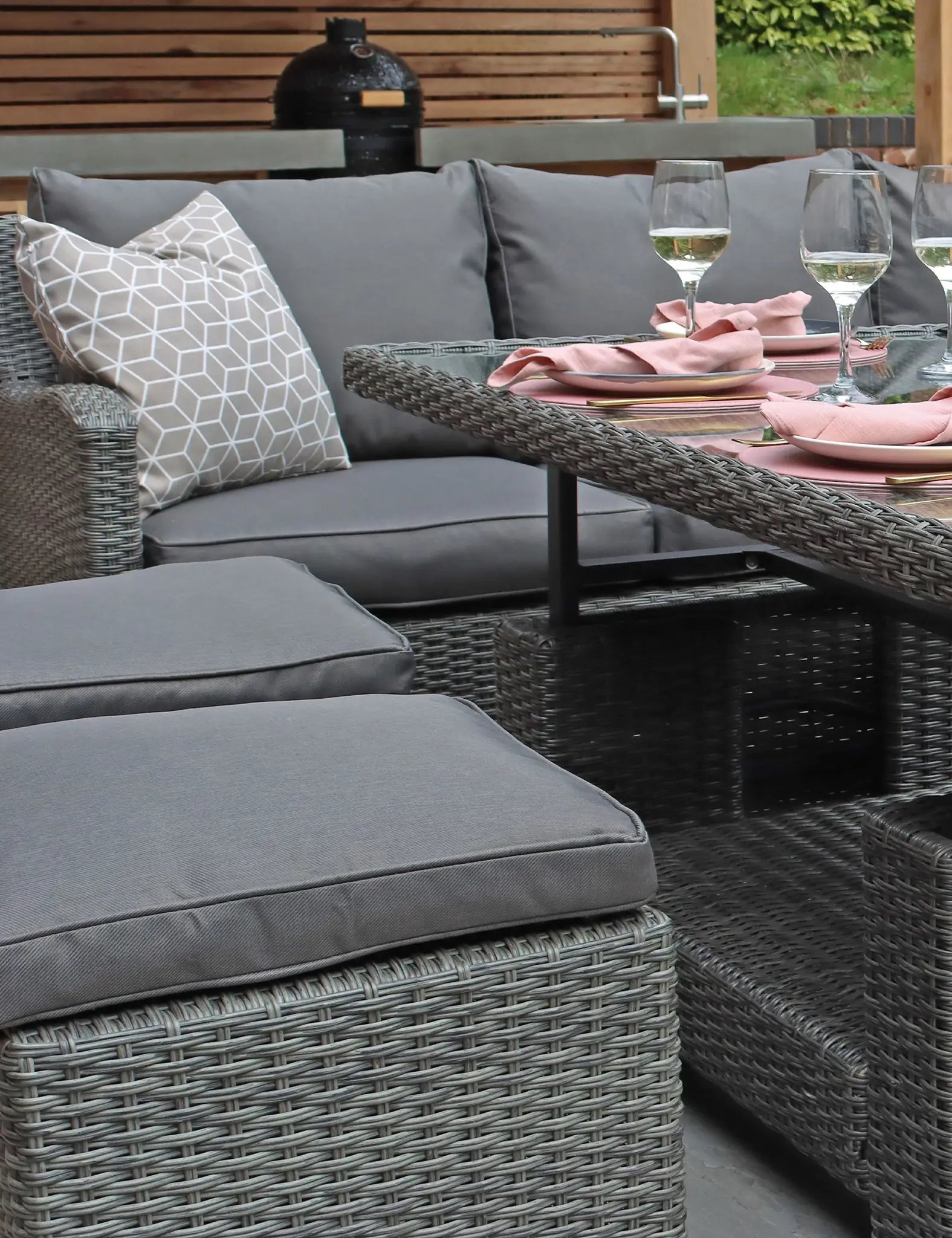 Paris 8 Seater Deluxe Modular Corner Dining & Lounging Set