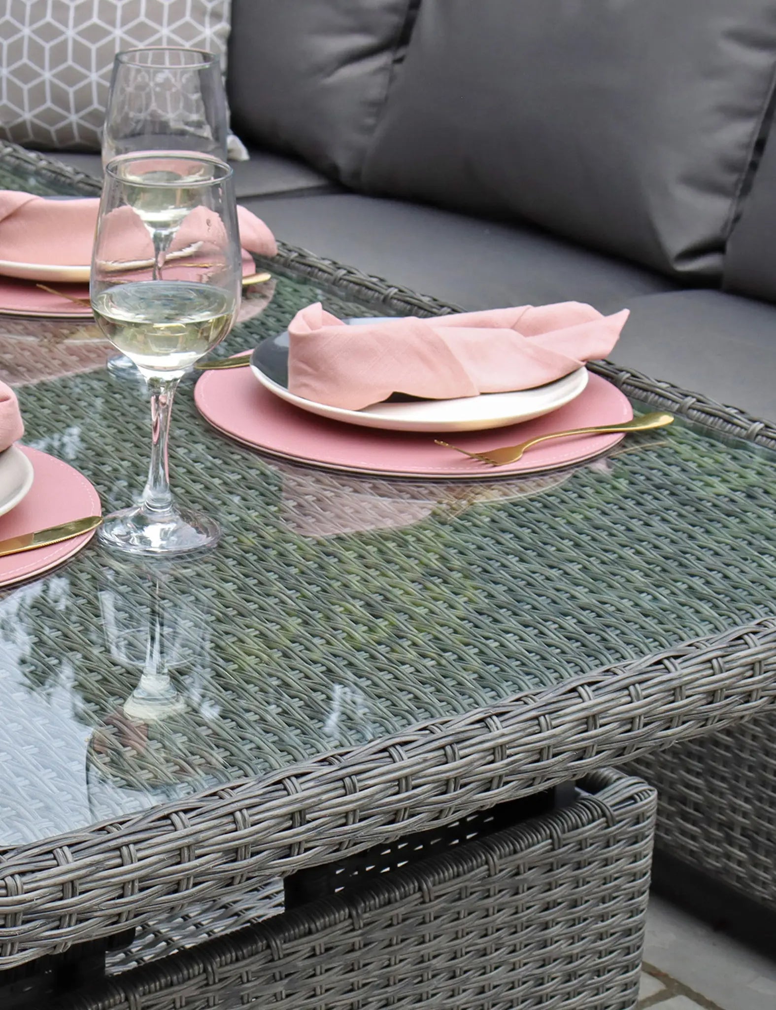 Image of Paris 8 Seater Deluxe Modular Corner Dining & Lounging Set