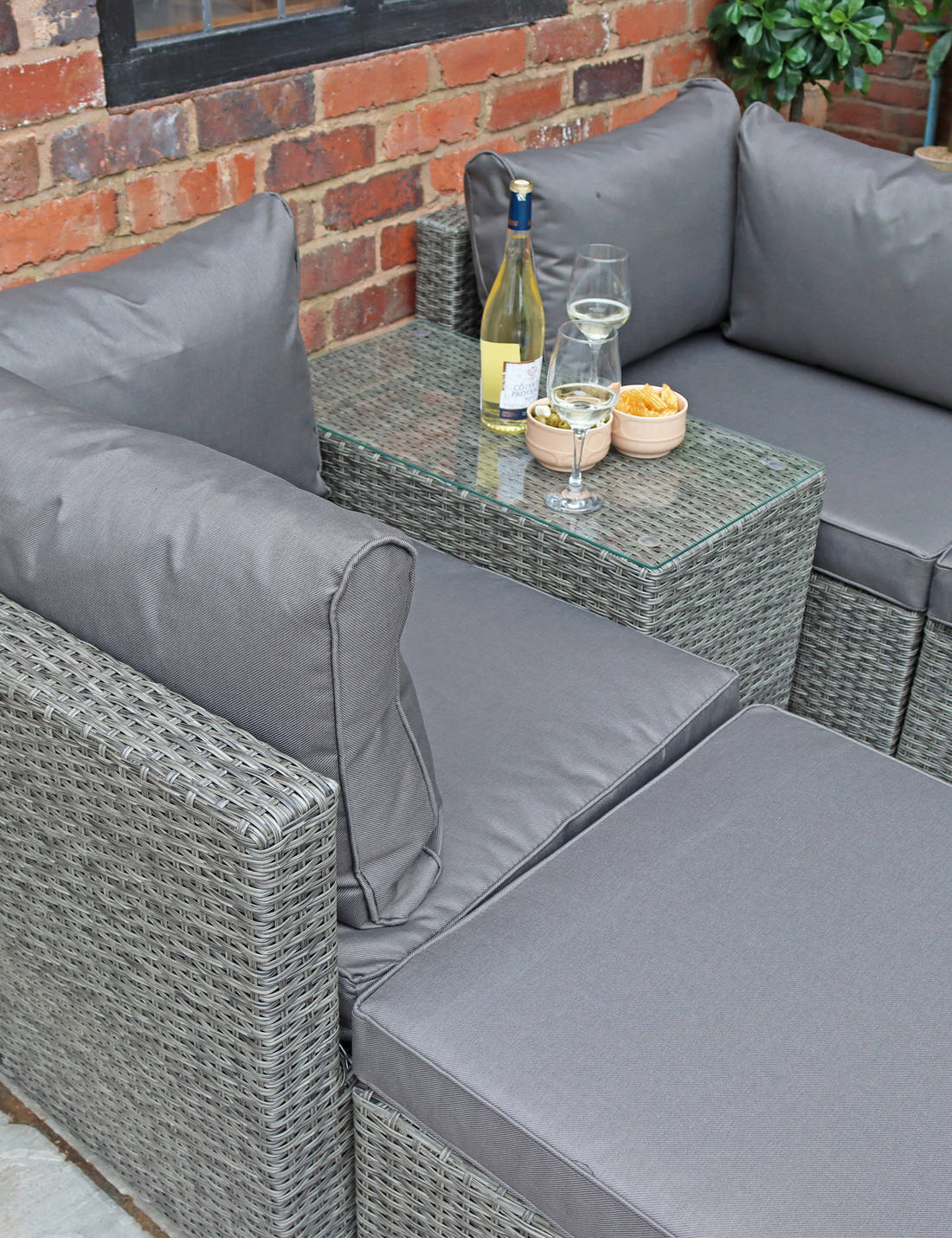 Paris 4 Seater Multi Setting Relaxer Set