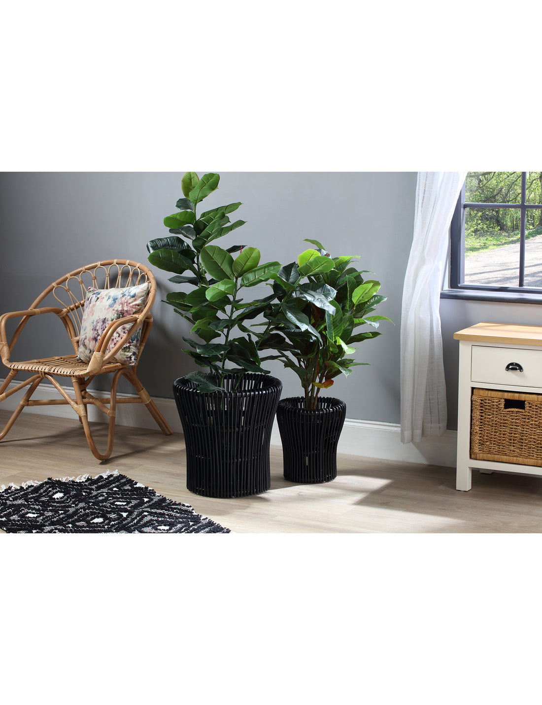 Set of 2 Black Rattan Plant Baskets