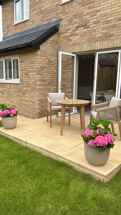 Roma 2 Seater Round Sunray Bistro Set with Roma Dining Chairs