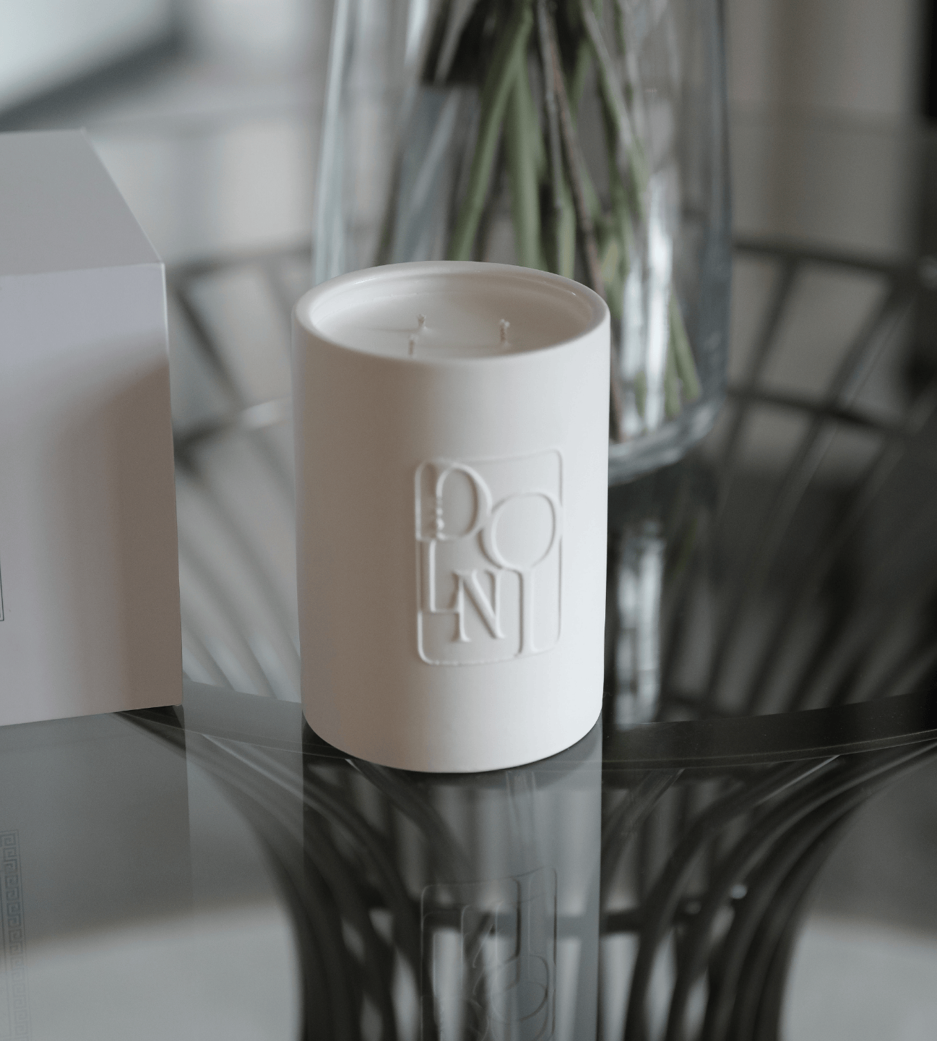 Image of Dolni Large Amber & Patchouli Candle