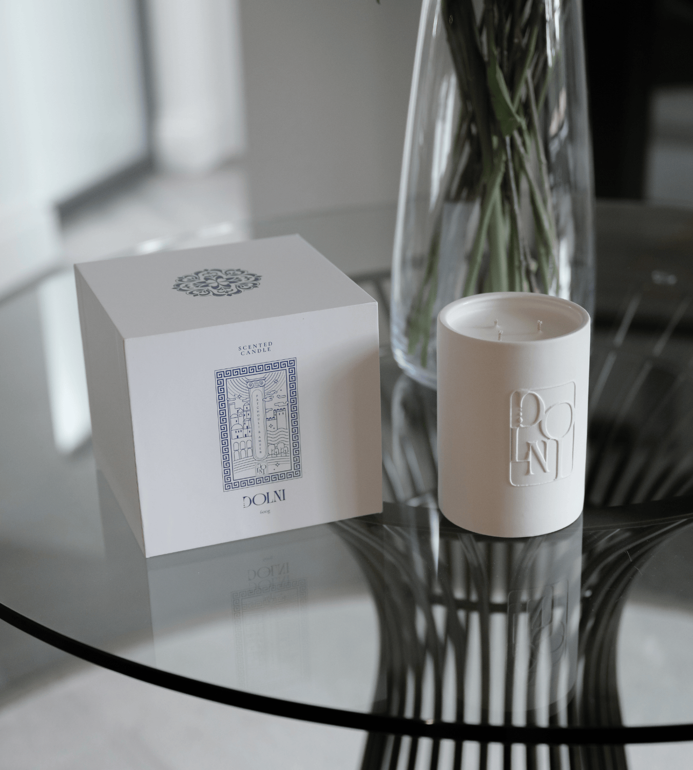 Image of Dolni Large Amber & Patchouli Candle