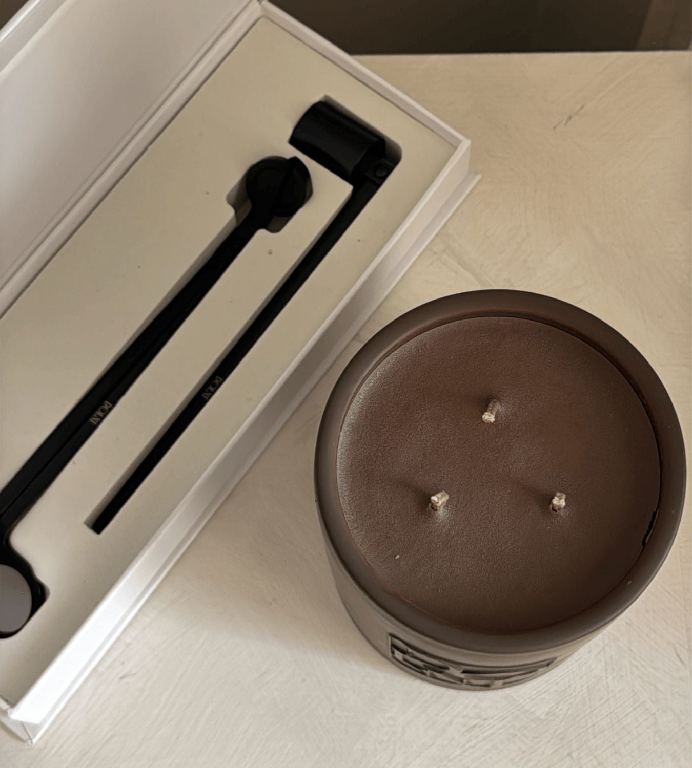 Image of Dolni Large Tobacco & Oud Candle
