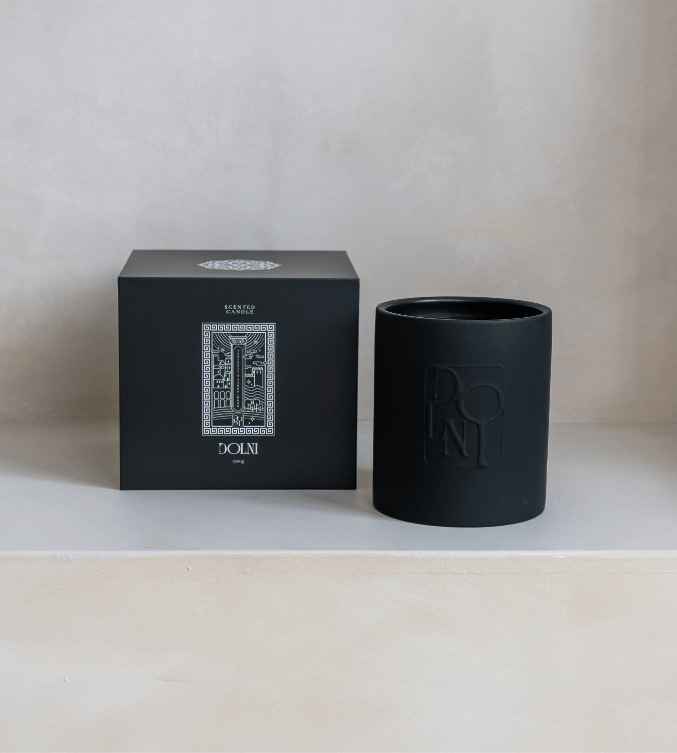 Image of Dolni XL Tuberose & Sandalwood Candle