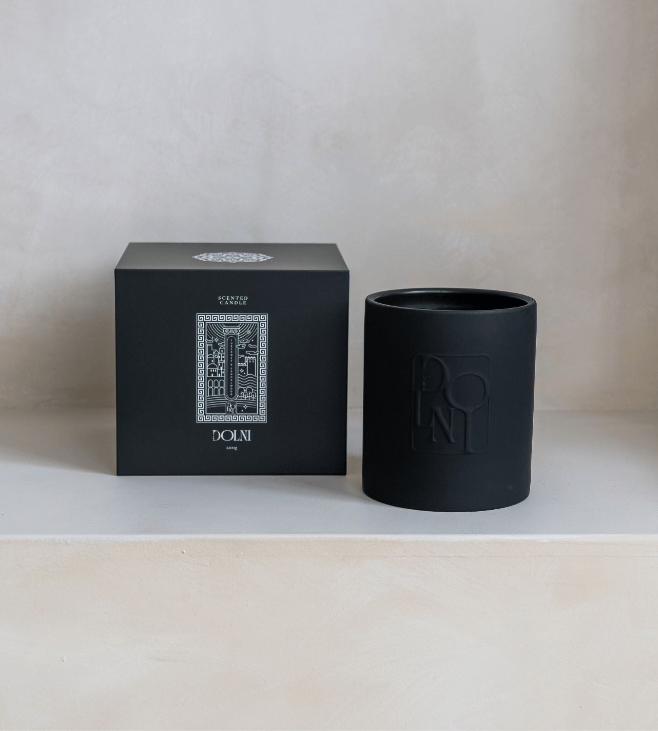 Image of Dolni XL Tuberose & Sandalwood Candle