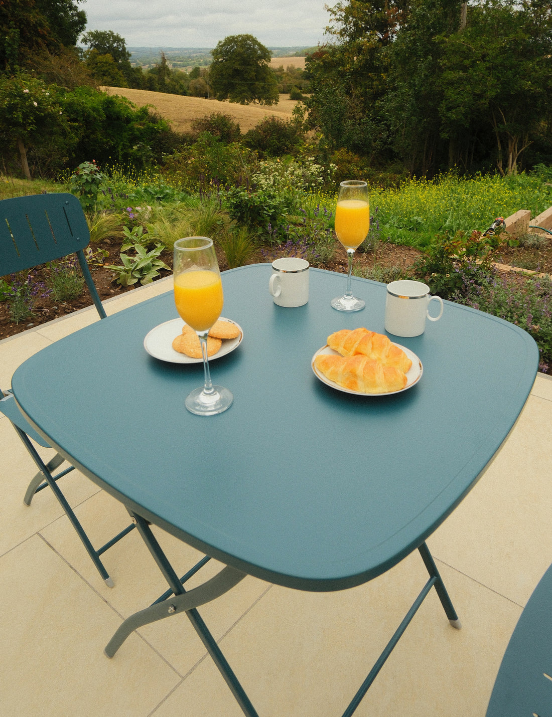 Venice 2 Seater Folding Bistro Set in Caribbean Blue