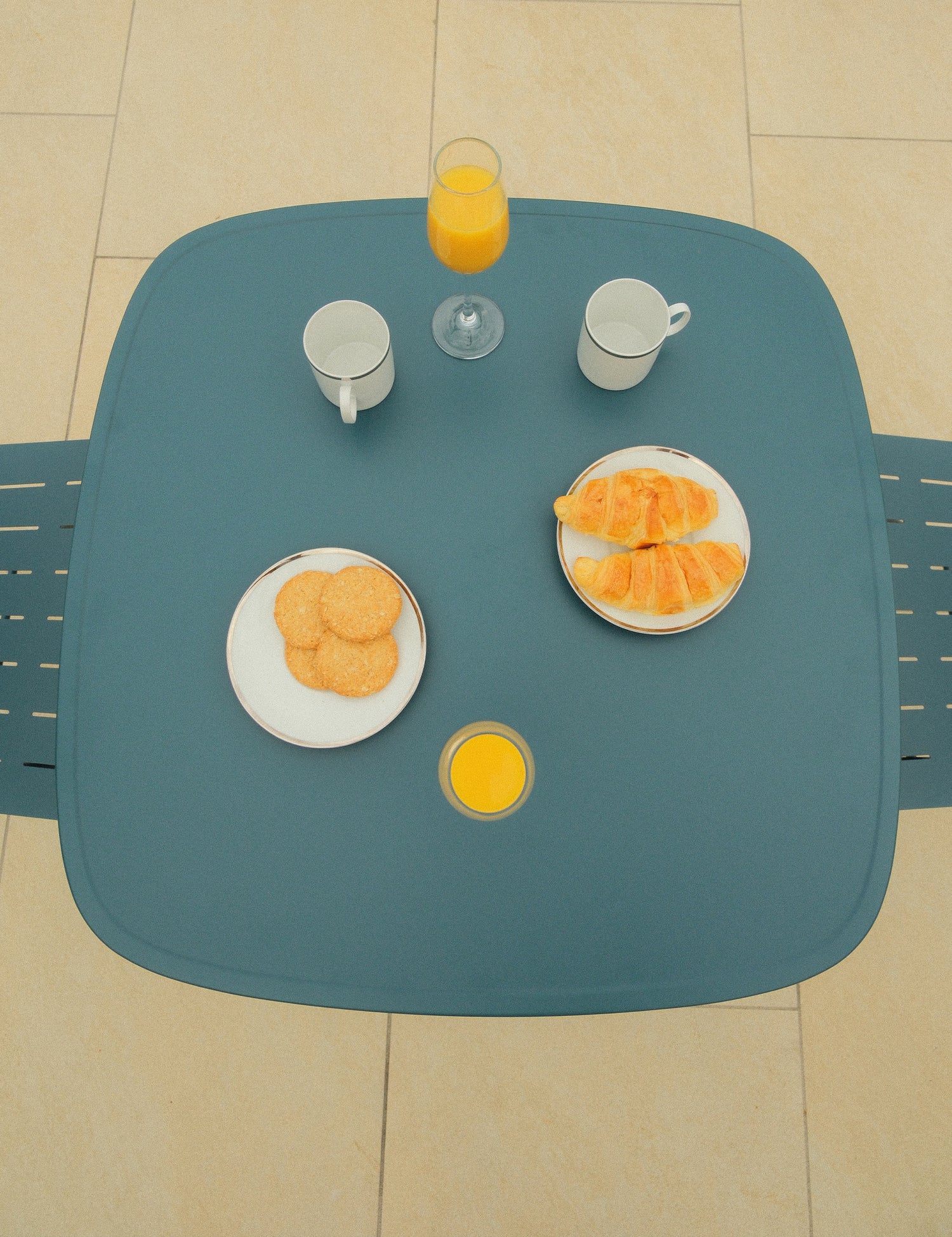 Venice 2 Seater Folding Bistro Set in Caribbean Blue