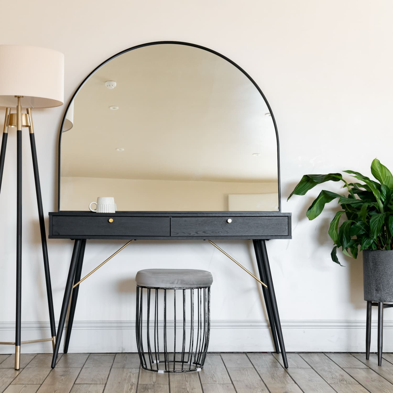 Image of Akiko - Black Metal Arched Mirror - 95cm x 120cm