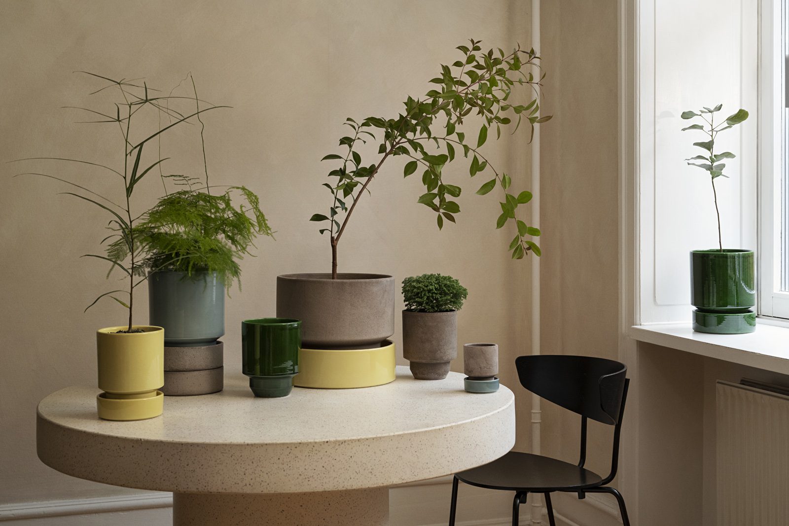 Image of Hoff Plant Pot Glazed