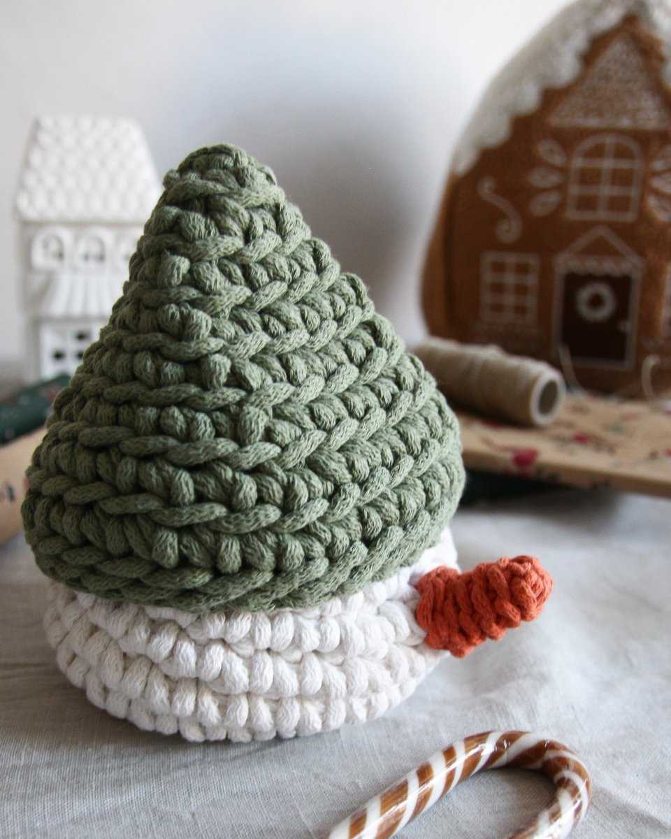Image of Crochet Snowman Basket | SAGE