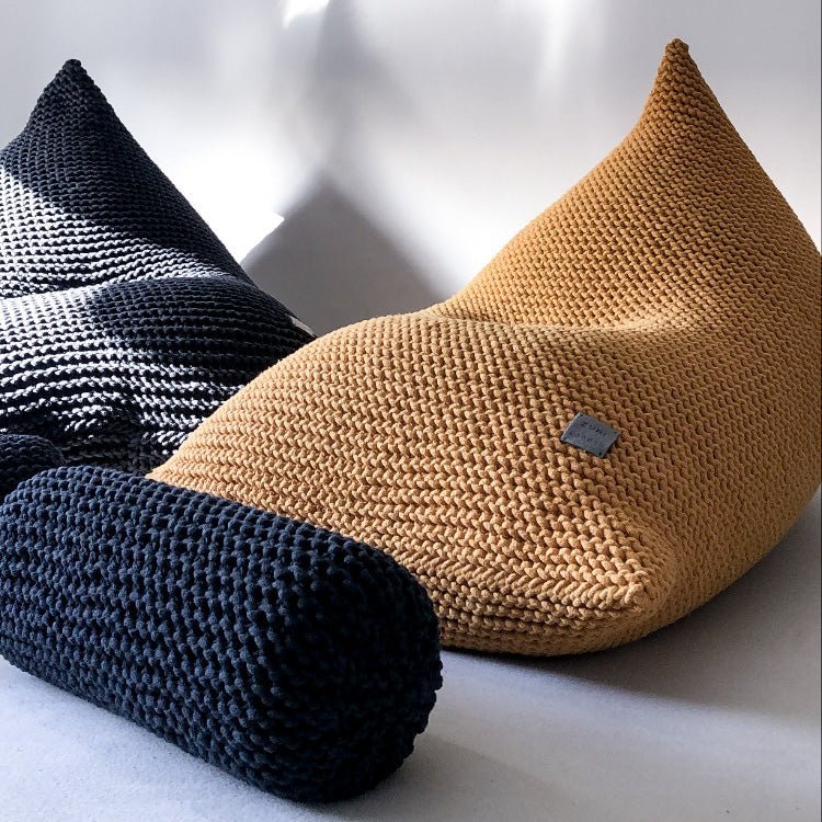 Image of Knitted bean bag | CHARCOAL
