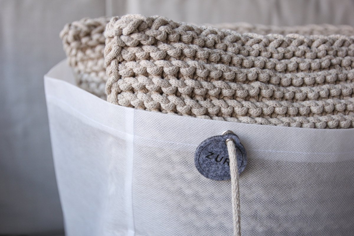 Image of Knitted square cushion | BEIGE