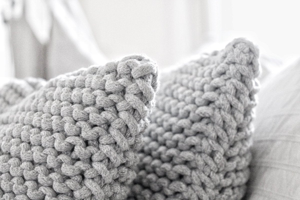 Image of Knitted square cushion | LIGHT GREY