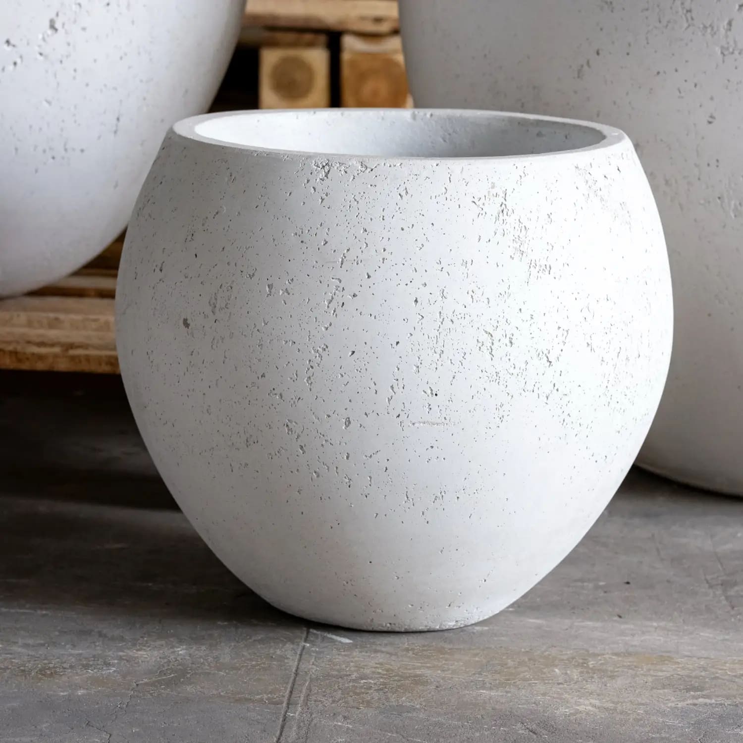 Image of Orbello | White Mist –  22cm Concrete Sphere Planter – 3L Round Plant Pot