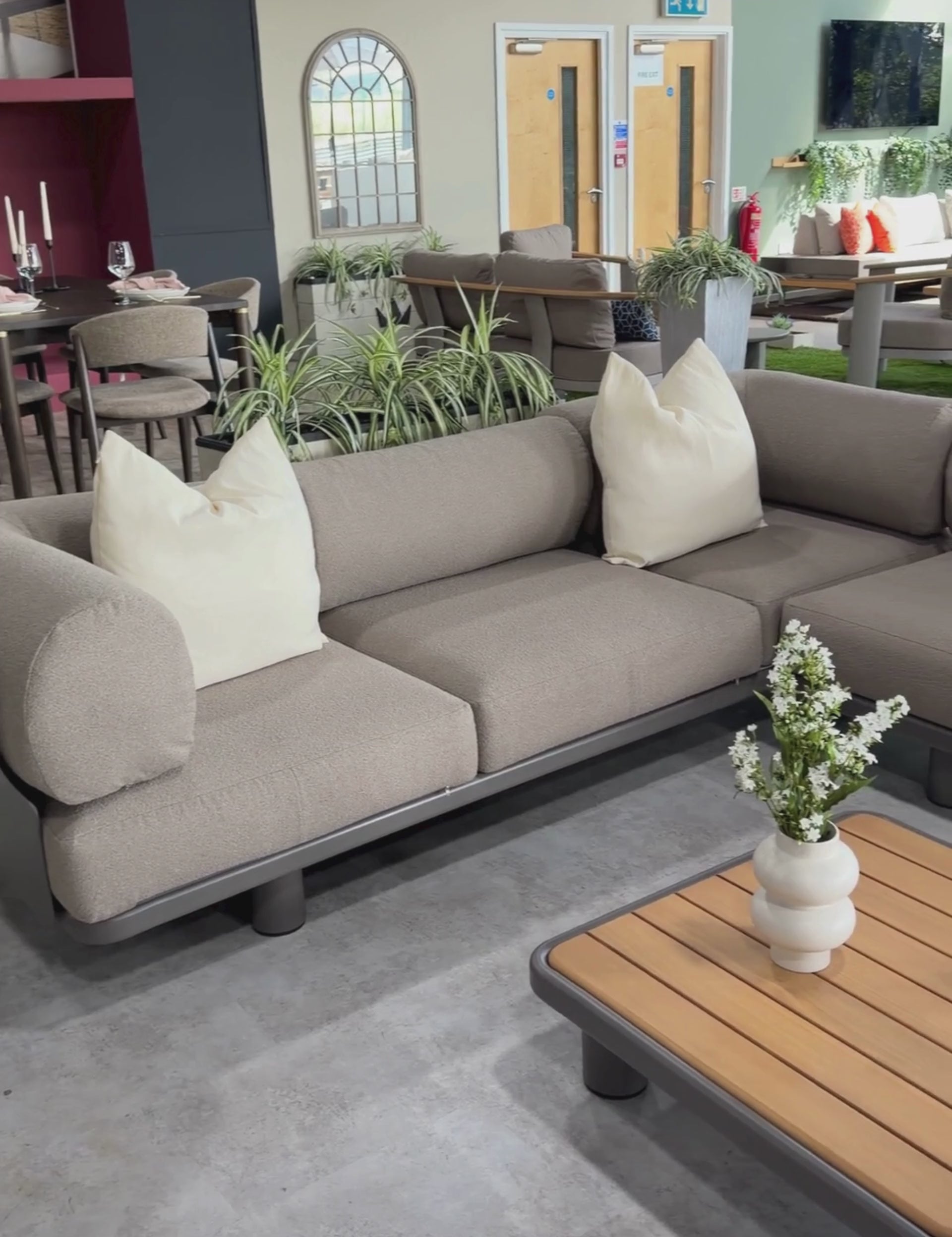 Image of LEOX Modular 5-Seater Corner Sofa Set with Coffee Table