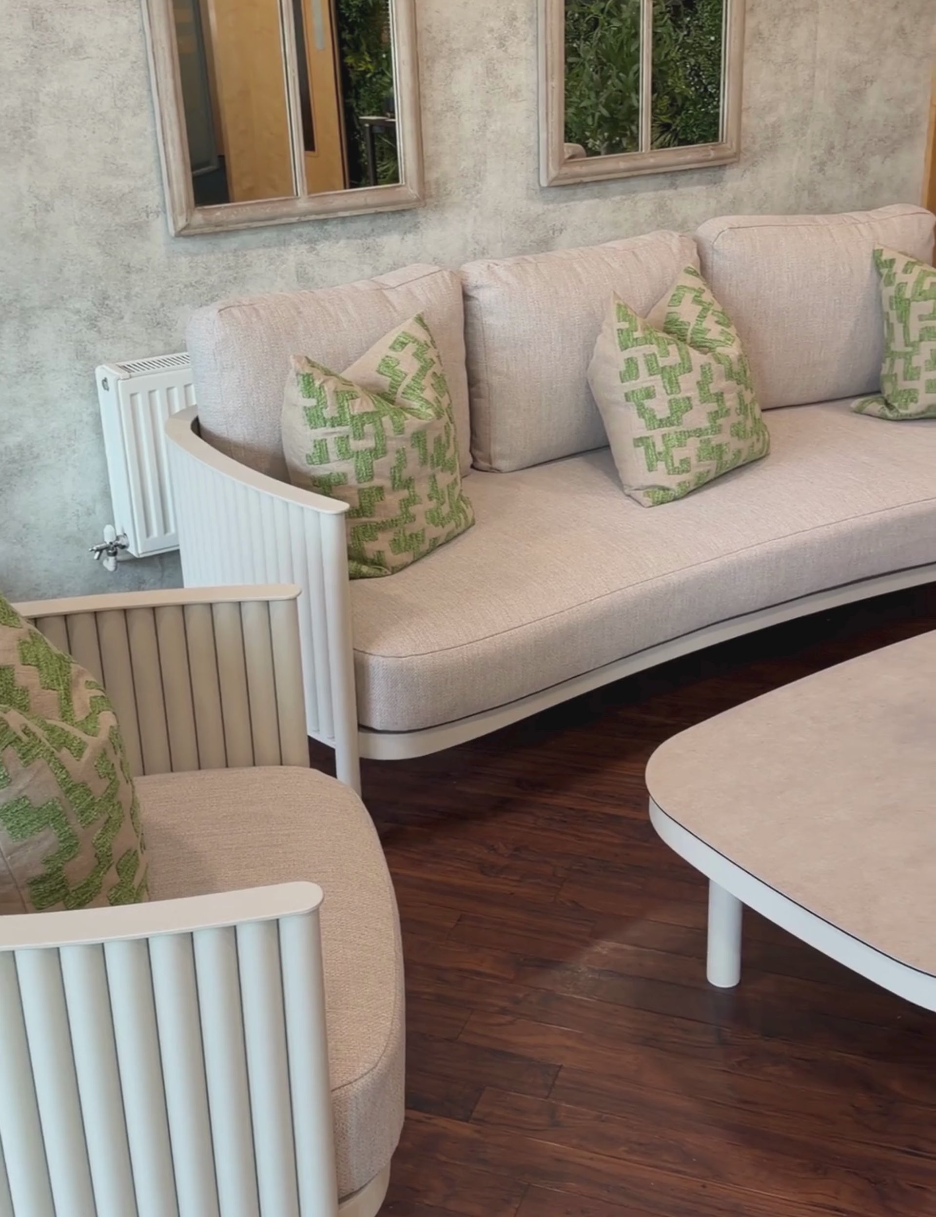 Image of MALI 5-Seater Lounging Set with Coffee Table