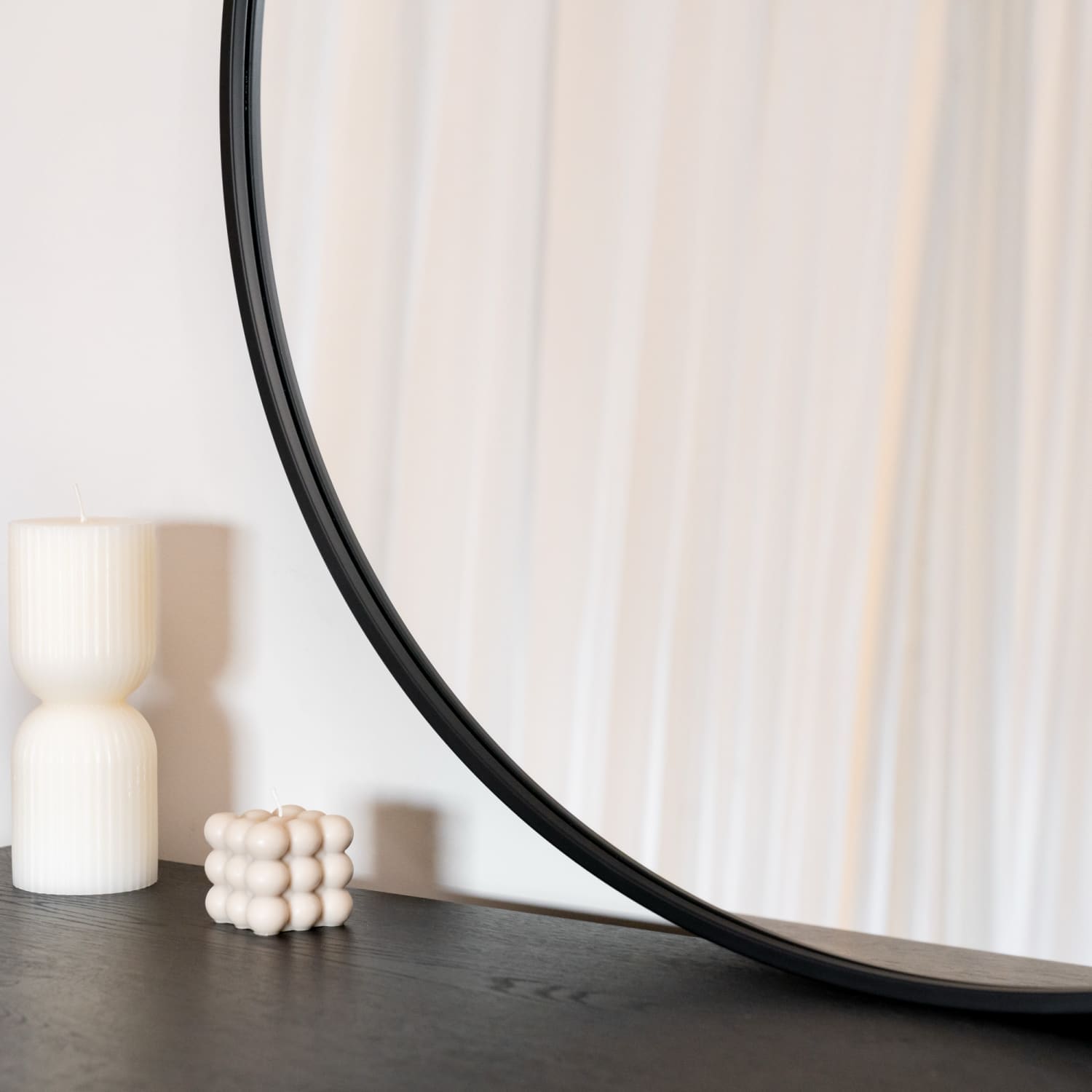 Image of Rei - Round Black Metal Circle Mirror - 70cm x 70cm