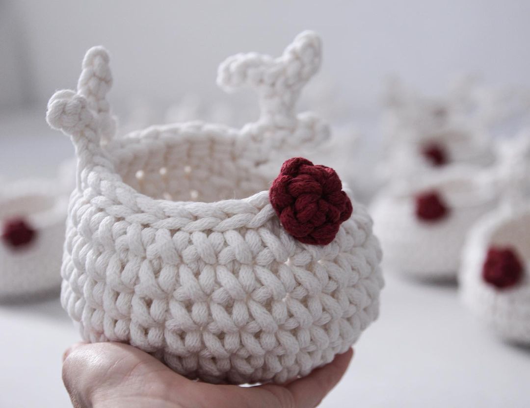Image of Reindeer basket | Ivory & Red Nose